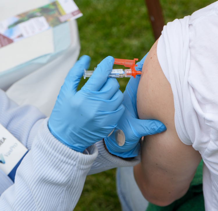White Plaza (Vaden Flourishing on the Farm): Flu & COVID-19 Vaccination Clinic