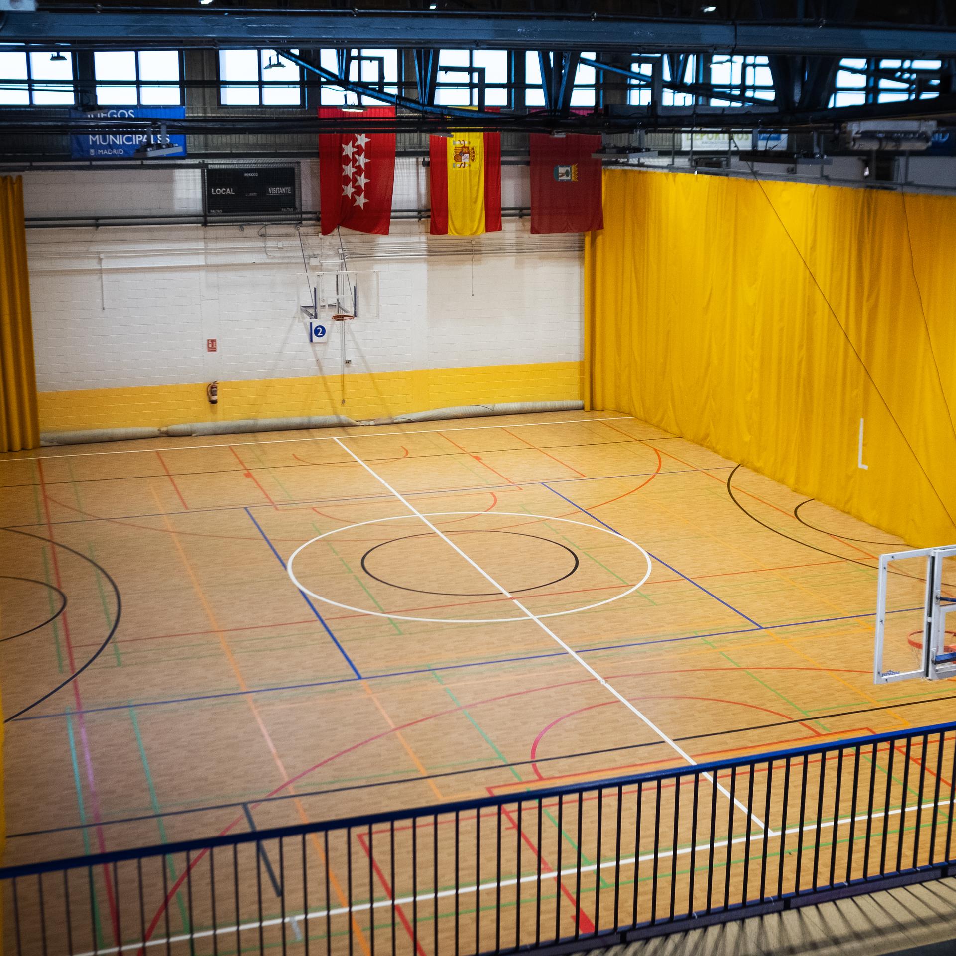 Indoor Pickup Basketball at La Fundi