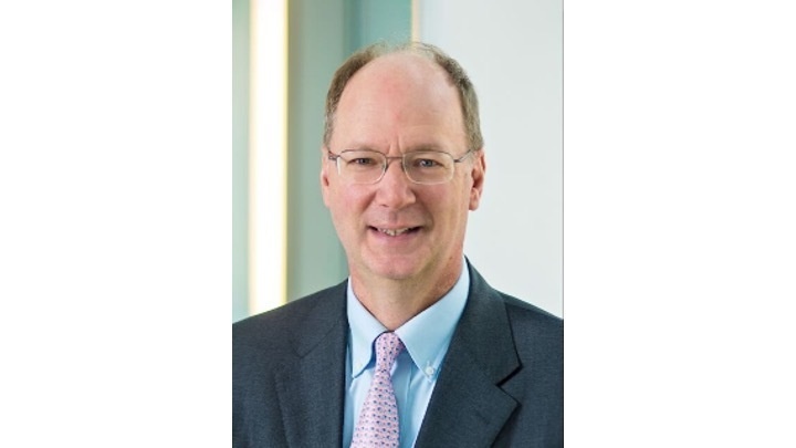 How do lawyers help end wars—and build a peace that lasts? Paul R. Williams, JD ’90 in conversation with Allen S. Weiner, JD ’89