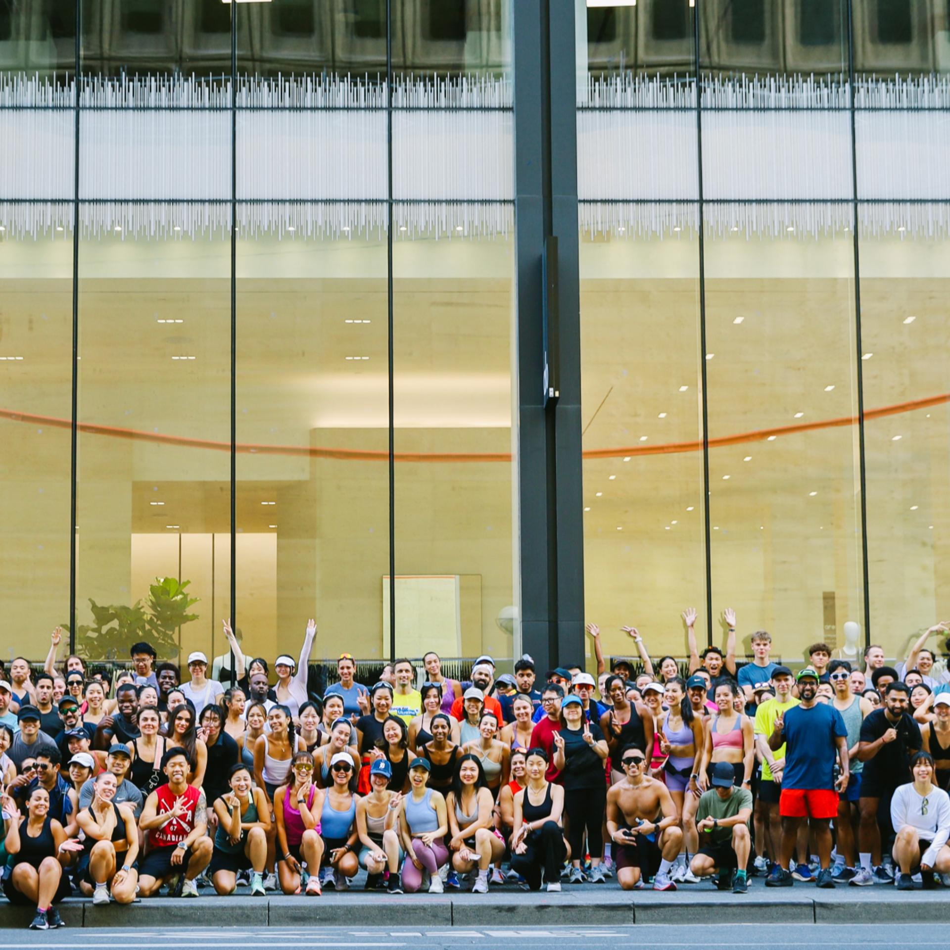 ALO BLOOR STREET: ALO RUNNERS CLUB