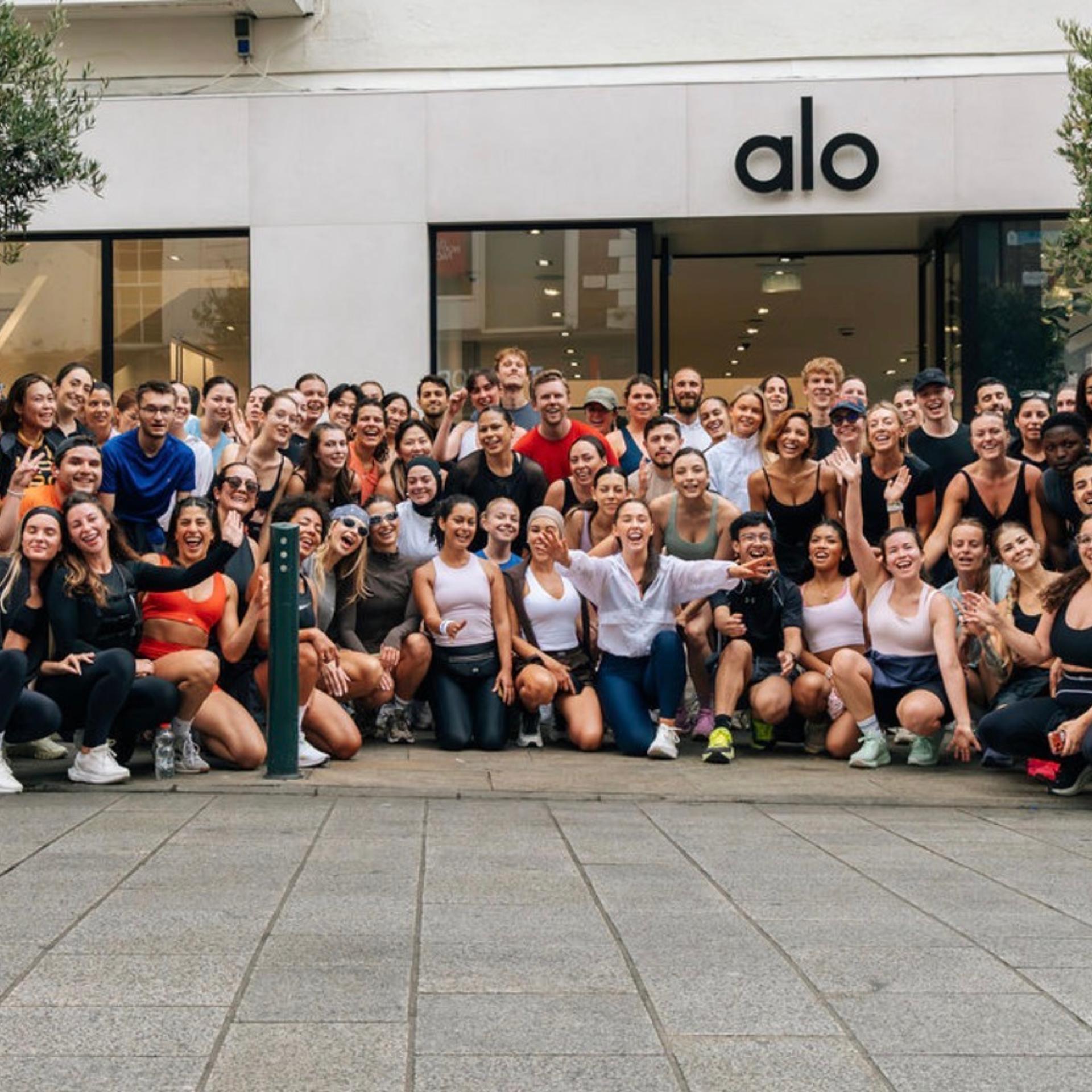 ALO GRAFTON STREET: ALO RUNNERS CLUB